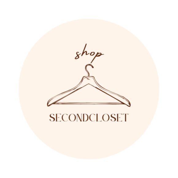 Meet your Posher, Britney - Picture 1 of 1